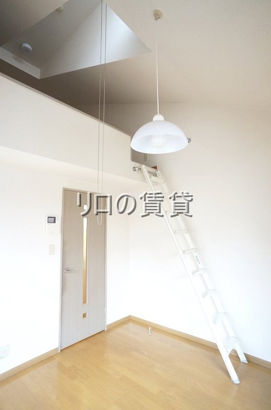 居室・リビング　同型イメージ