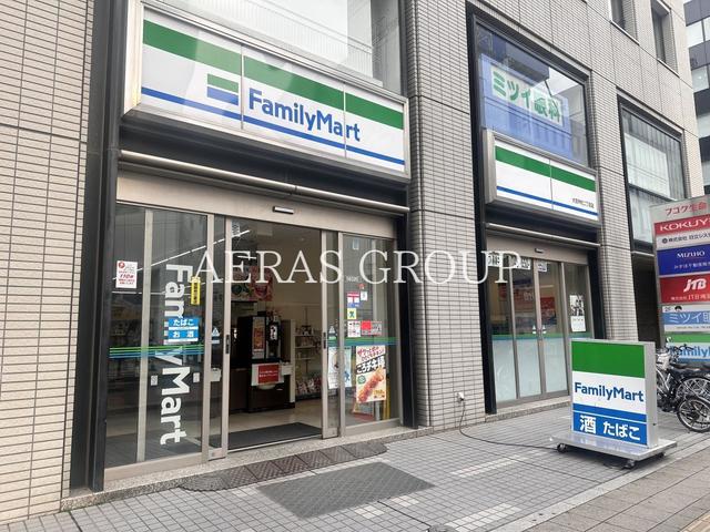 コンビニ　ファミリーマート 大宮仲町二丁目店（コンビニ）まで255m