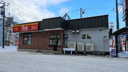 飲食店　すき家札幌北33条店（飲食店）まで250m