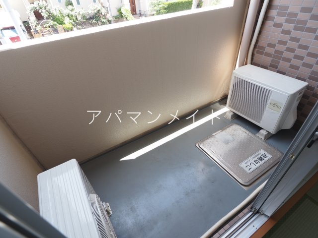 バルコニー　バルコニーで洗濯物が干せます