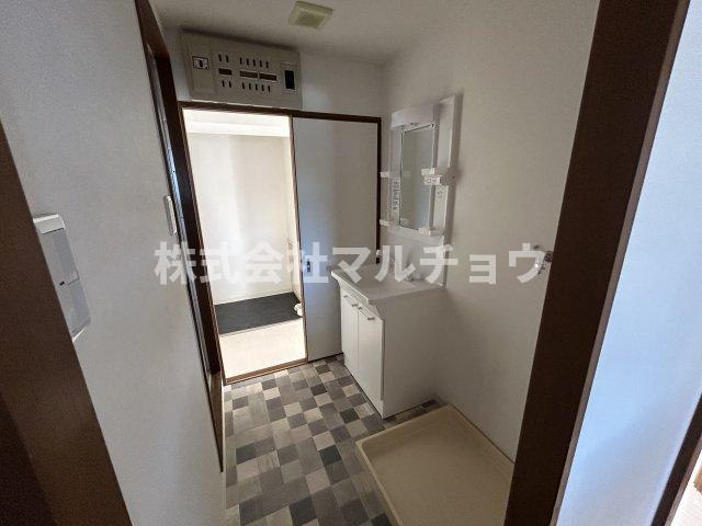 洗面設備　使いやすい洗面所です