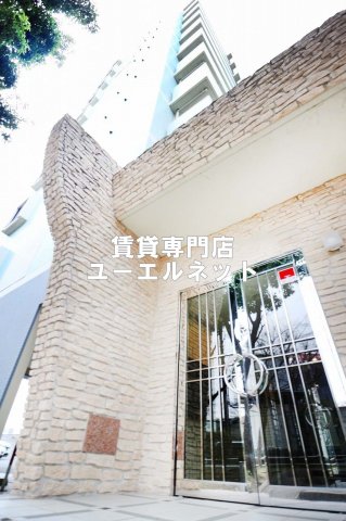 建物外観　シンプルで洗練されたデザインが毎日の暮らしに心地よさをプラス