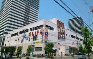 スーパー　ライフ 香里園店（スーパー）まで381m