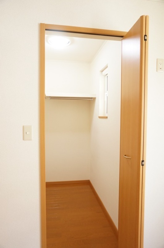 収納　図面と現状に相違がある場合には現状を優先