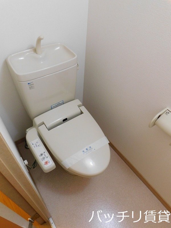 トイレ　写真は別号数の為、現状優先となります。