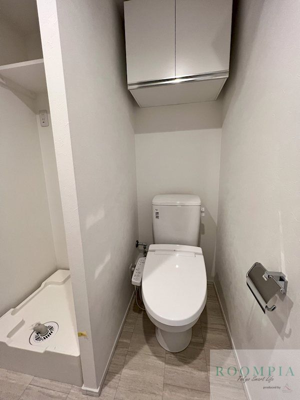 トイレ　※同タイプの別のお部屋です。