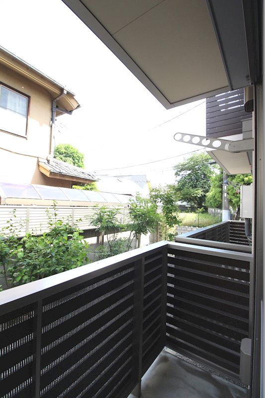 バルコニー　南東向きで日当たりも◎