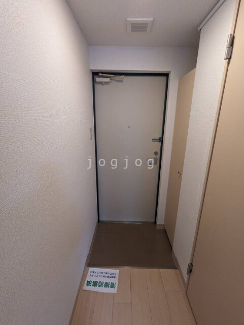 玄関　土間スペースも広々としております。
