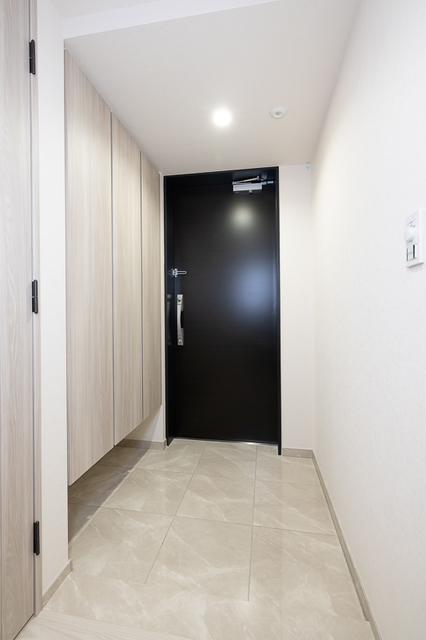 玄関　※写真は同タイプ住戸です。