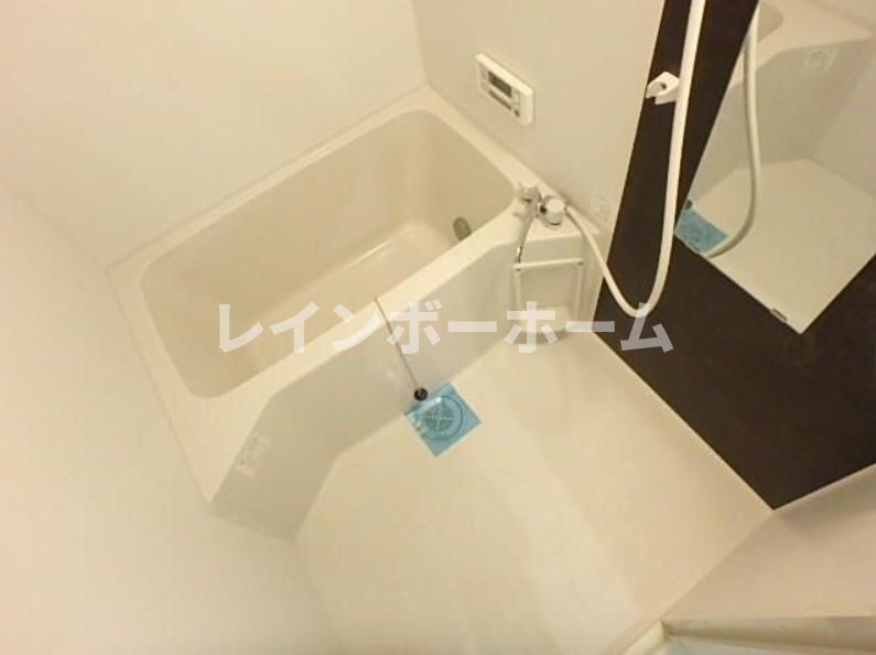 バス・シャワールーム　ゆったり過ごせるお風呂です
