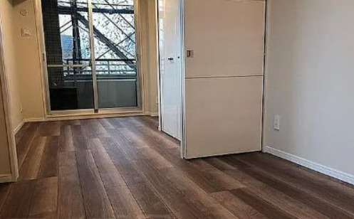 居室・リビング　※別部屋の参考写真です。