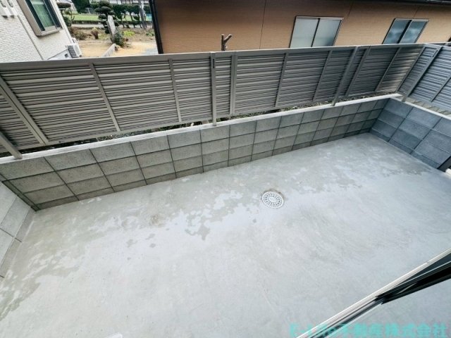 バルコニー　類似物件のイメージ図になります。