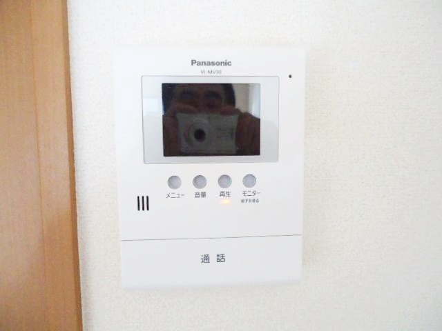セキュリティ　モニター付きインターホン♪