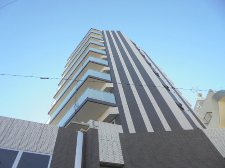 建物外観　【防犯設備充実のマンション！】早いもの勝ちです♪