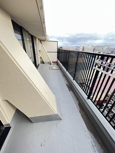 バルコニー　バルコニー付きです