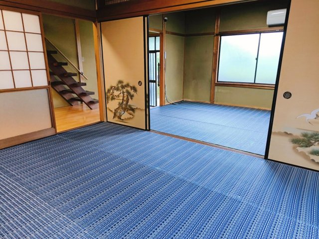 居室・リビング　1F 計12畳（6畳×2部屋）の広々空間