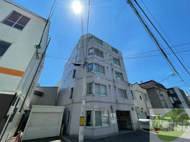 建物外観　札幌市北区北３５条西「メゾンエクレーレ北３５条」