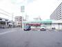 コンビニ　ローソンストア100本中山店（コンビニ）まで70m