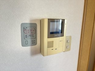 セキュリティ　TVインターフォンでお客様の顔も見えて安心です♪