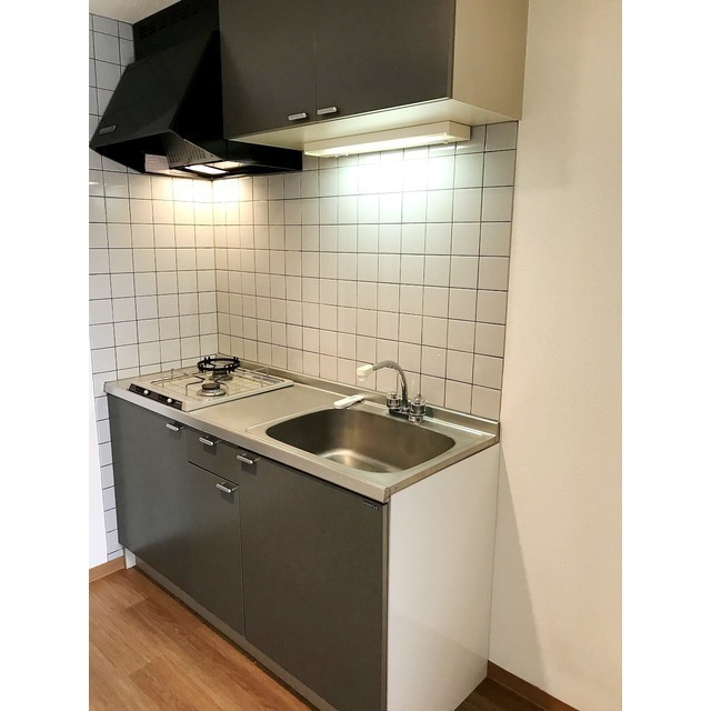 キッチン　反転タイプ・別部屋画像