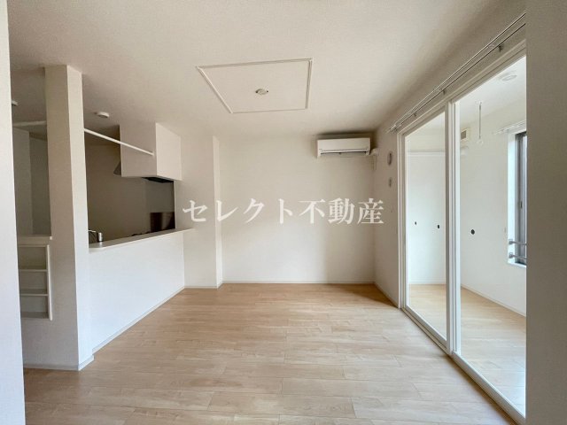 居室・リビング　ゆったり過ごせるリビングです