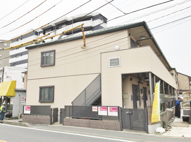 建物外観　安心感のある佇まい♪
