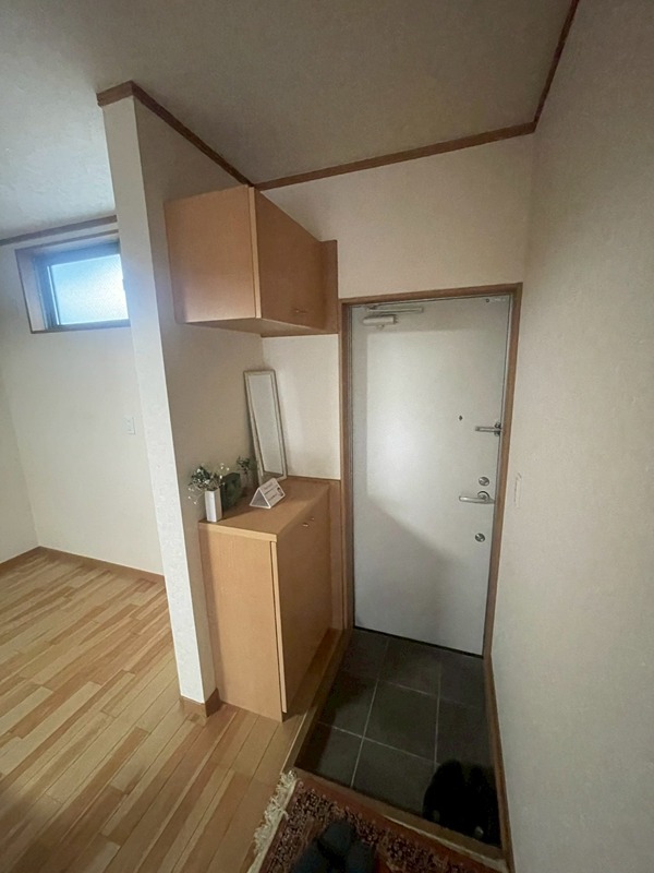 玄関　反転部屋参照