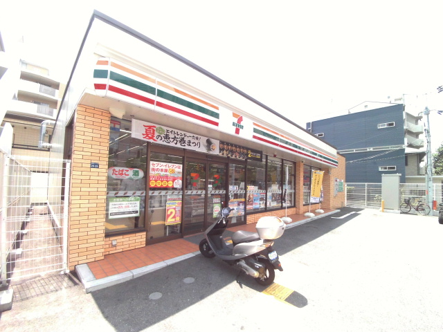 コンビニ　セブンイレブン神戸北青木4丁目店（コンビニ）まで311m