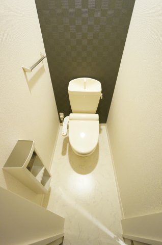 トイレ　※同タイプの写真です。