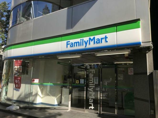 コンビニ　ファミリーマート 日本橋茅場町店（コンビニ）まで76m