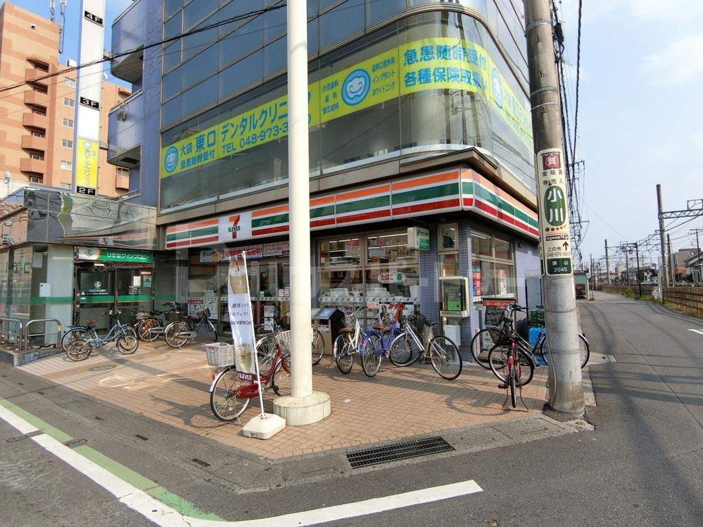 コンビニ　セブンイレブン大袋駅前店（コンビニ）まで270m
