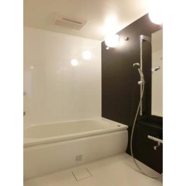 バス・シャワールーム　※写真は同タイプ住戸です。
