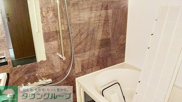 バス・シャワールーム　※写真は同タイプ住戸です。