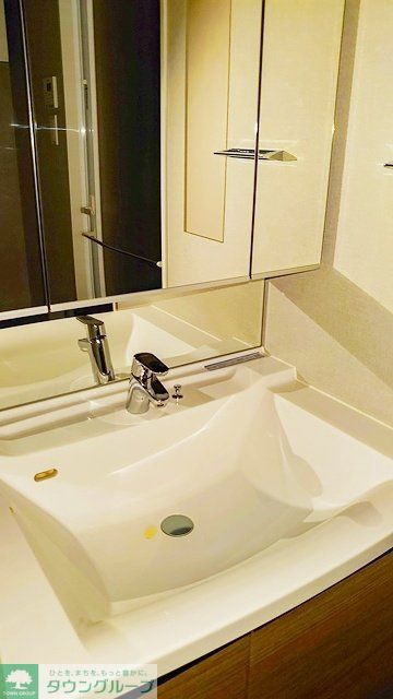 洗面設備　※写真は同タイプ住戸です。