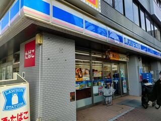 コンビニ　ローソン阪神尼崎駅北店（コンビニ）まで183m