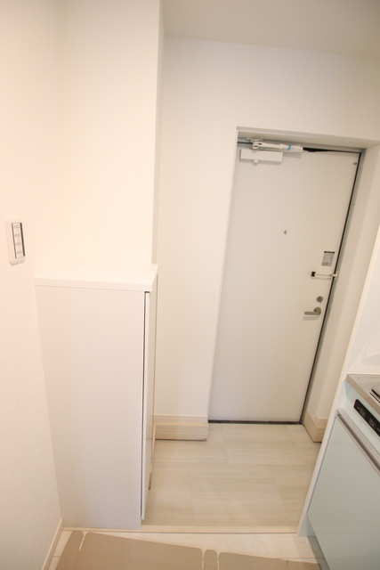 玄関　下駄箱、玄関