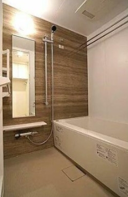 バス・シャワールーム　お風呂で日々の疲れを落としましょう