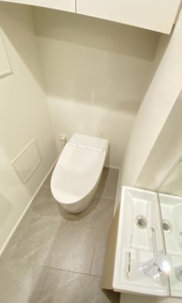 トイレ　清潔感のあるトイレです