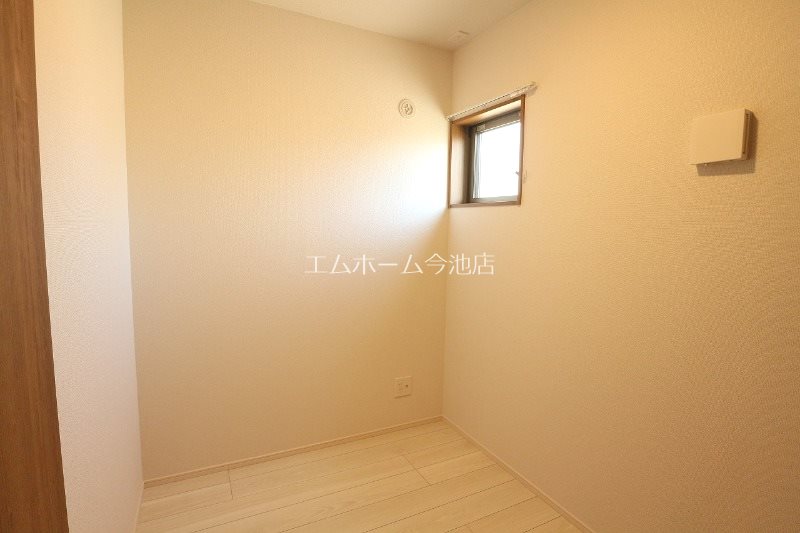 その他部屋・スペース　洋室3.1帖　　クローゼット付