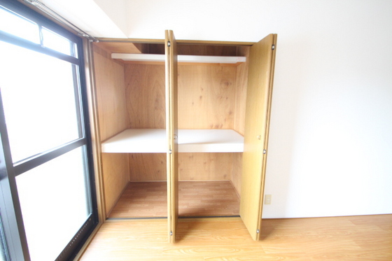 収納　※別部屋の写真です
