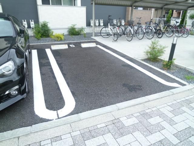 駐車場　☆敷地内の駐車場☆