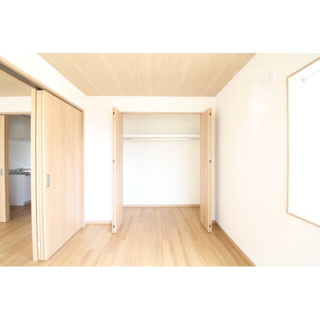 その他設備　普段着もお気に入りの１着もここに収納！