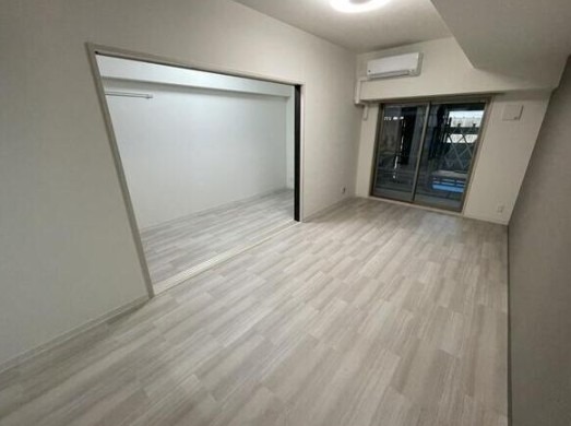 バルコニー　※別室の参考写真の為、現況優先です。