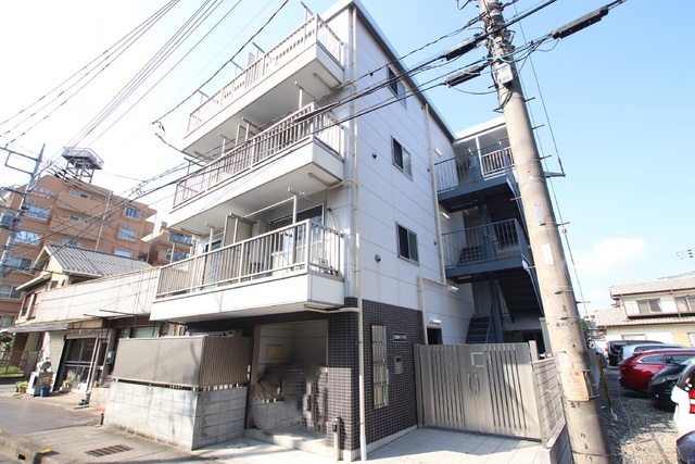 建物外観　オートロック付き♪