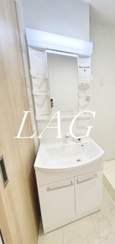 洗面設備　洗面台です。