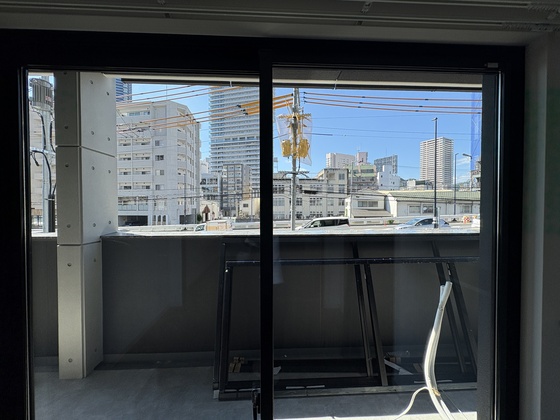 バルコニー　※別号室の写真です