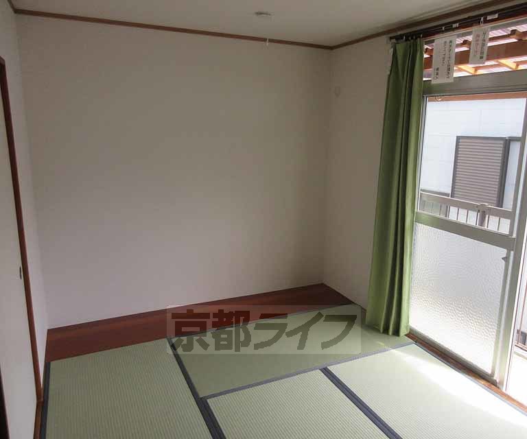 居室・リビング　日当りの良いお部屋です！