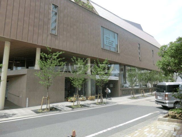 その他　町田市立鶴川駅前図書館（その他）まで425m