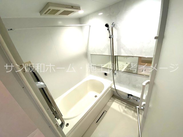 バス・シャワールーム　同メーカー施工例参考イメージ画像