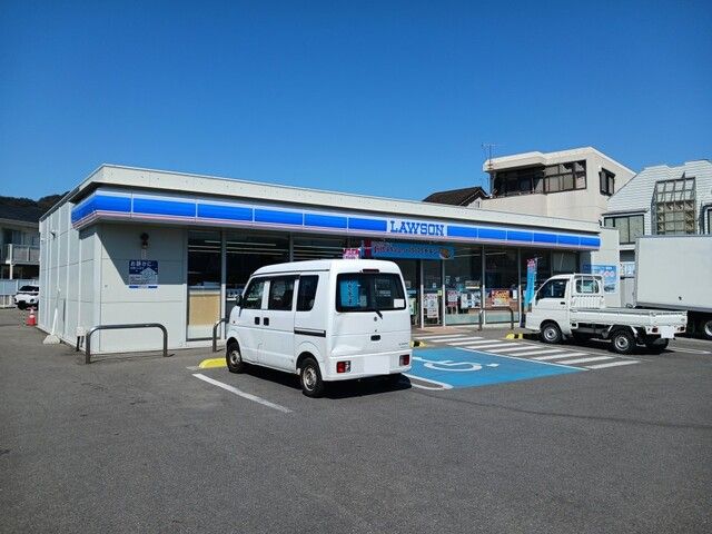 コンビニ　ローソン弘西店様（コンビニ）まで850m